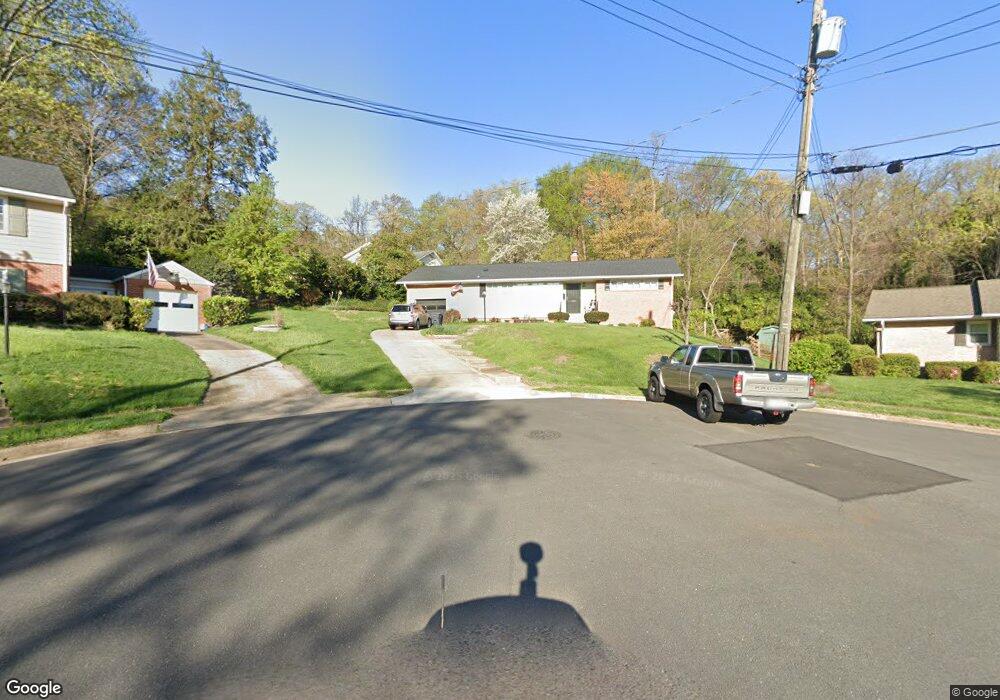 1506 Middlebury Dr, Alexandria, VA 22307 - photo 1