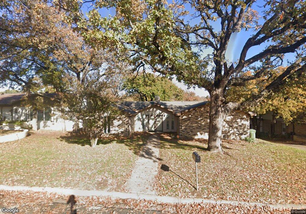 609 Monette Dr, Bedford, TX 76022 - photo 1