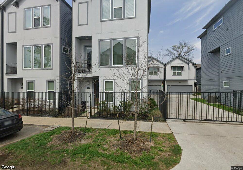 916 W 35th St unit B, Houston, TX 77018 - photo 1