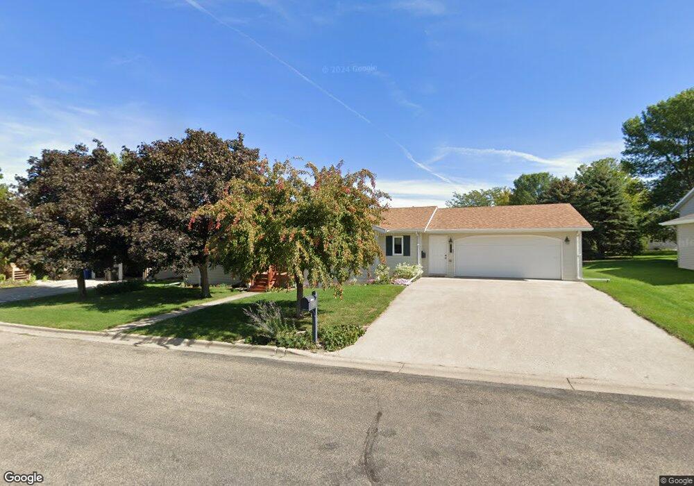 308 23rd Ave NE, Jamestown, ND 58401 - photo 1