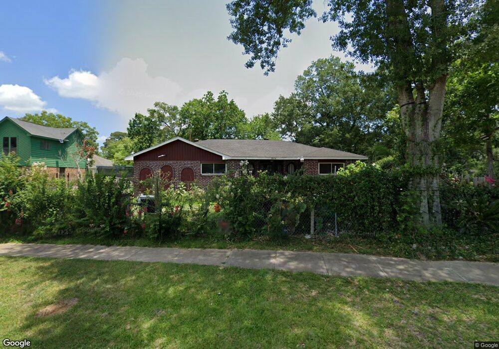 2514 Garapan St, Houston, TX 77091 - photo 1