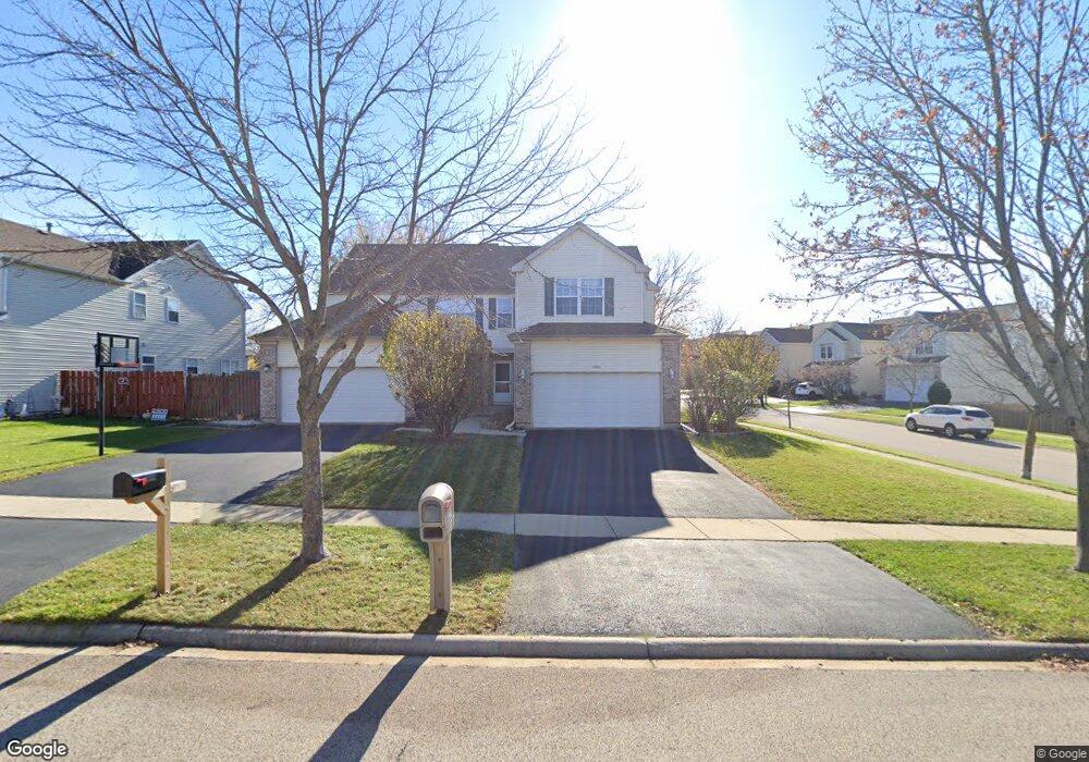 1085 Viewpoint Dr, Lake In the Hills, IL 60156 - photo 1