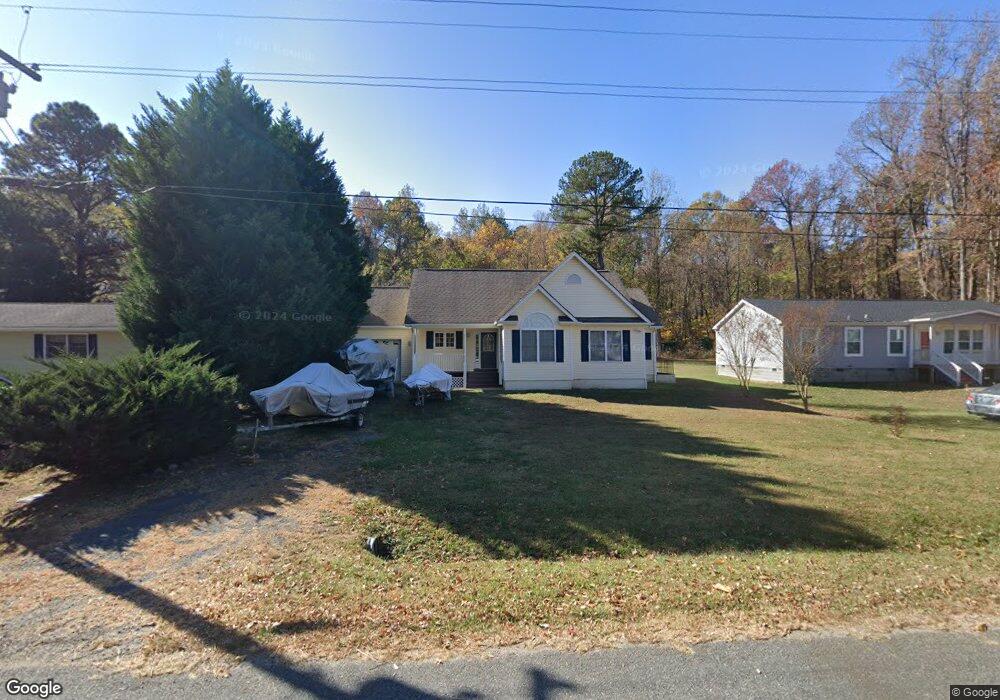 768 Monument Dr, Montross, VA 22520 - photo 1