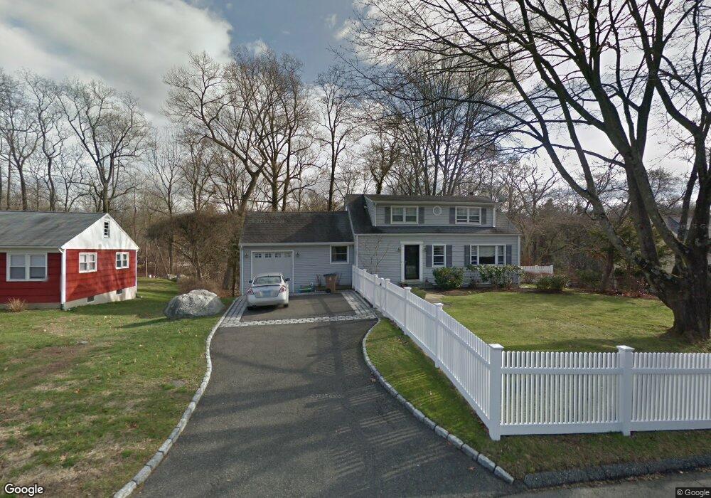 65 Meadowpark Ave N, Stamford, CT 06905 - photo 1