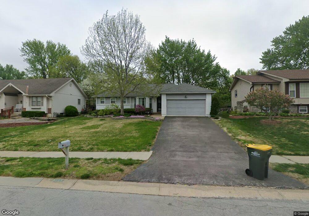 8007 Gillette St, Lenexa, KS 66215 - photo 1