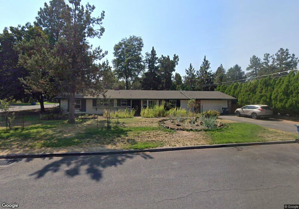 1233 NE Revere Ave, Bend, OR 97701 - photo 1