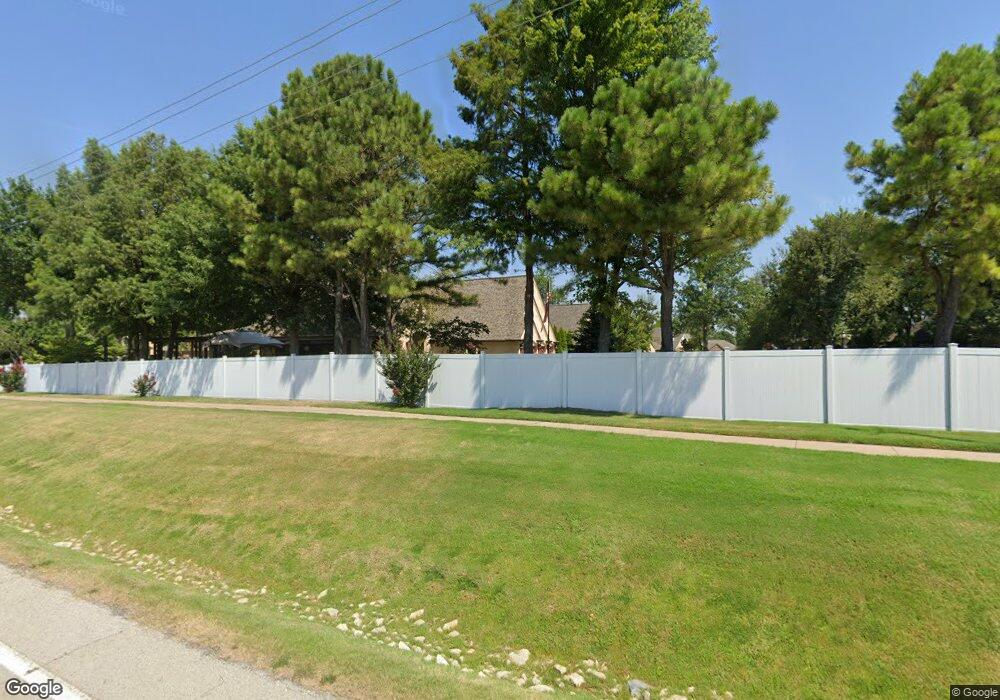 600 S 77th Place, Broken Arrow, OK 74014 - photo 1