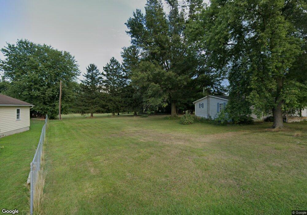 935 Locust Ln, Littlestown, PA 17340 - photo 1