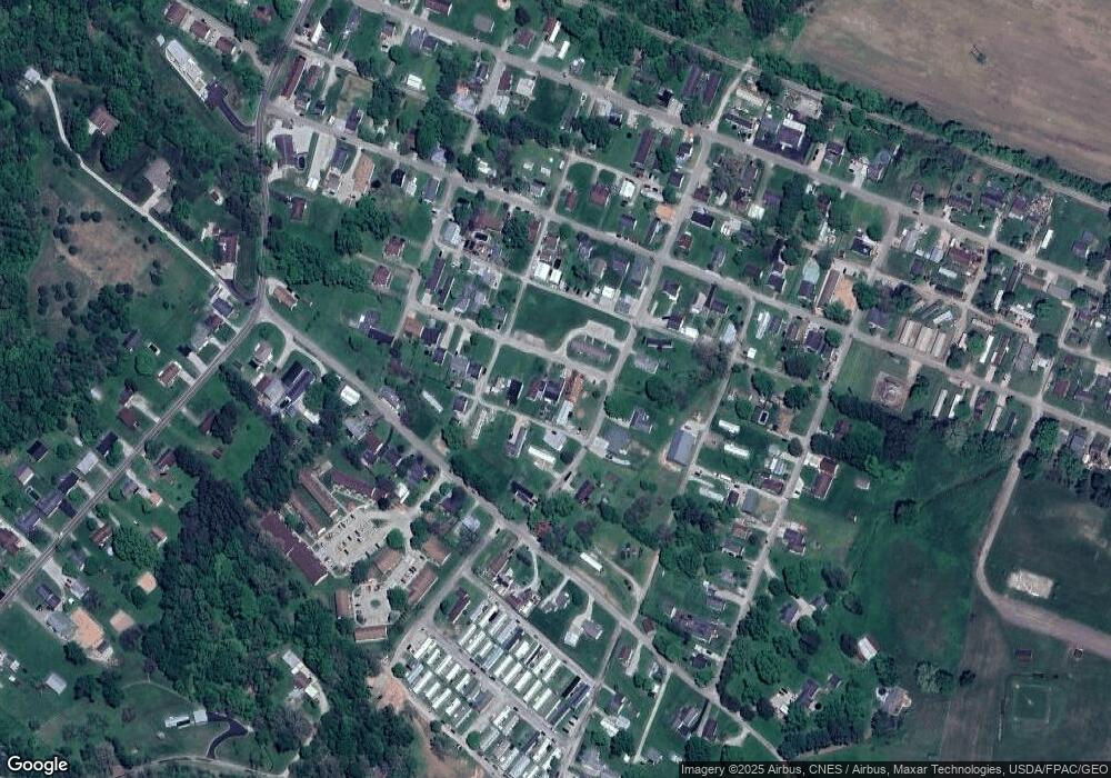 1229 Trimmer St, Logan, OH 43138 - photo 1