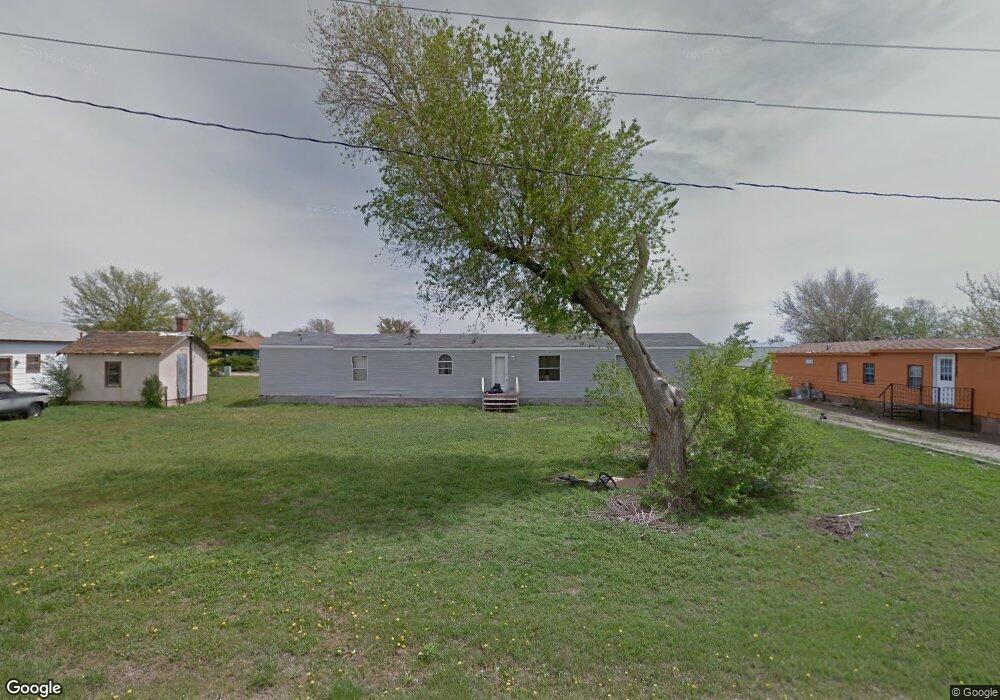 304 S 6th St, Cimarron, KS 67835 - photo 1