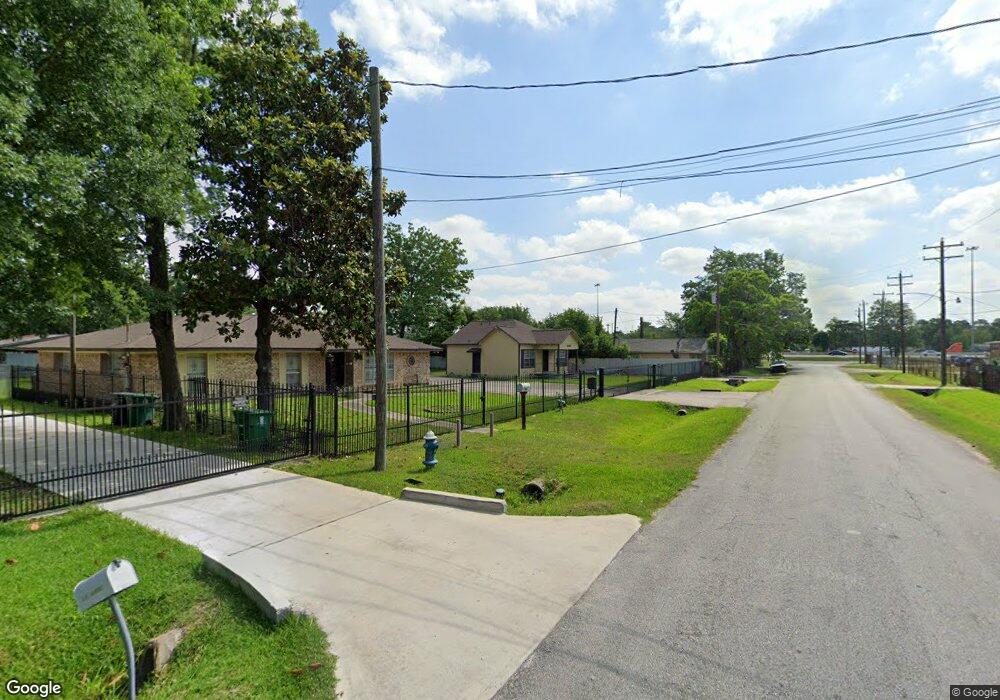 3305 Persimmon St, Houston, TX 77093 - photo 1