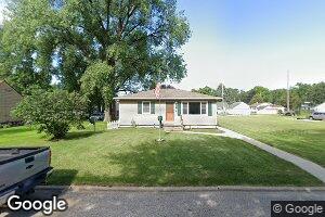 616 Wallgate Ave, Waterloo, IA 50701