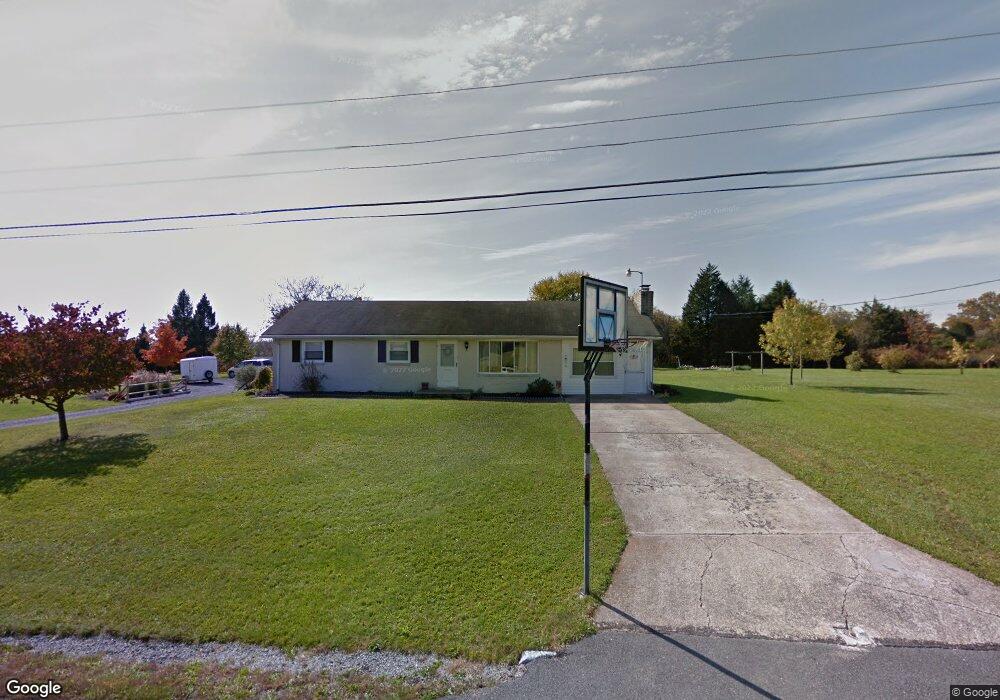 10190 Orenda Dr, Greencastle, PA 17225 - photo 1