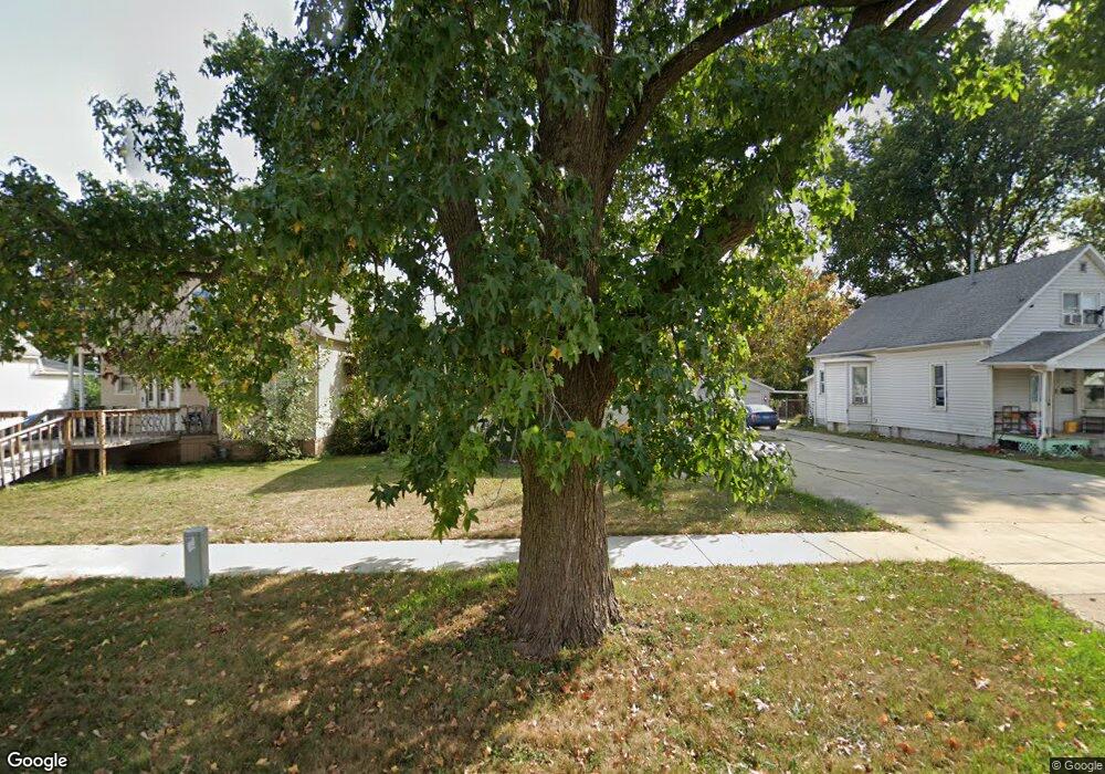 2813 Marshall Ave, Mattoon, IL 61938 - photo 1