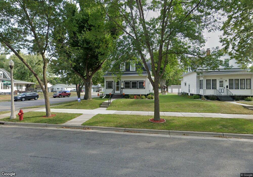 924 N State St, New Ulm, MN 56073 - photo 1