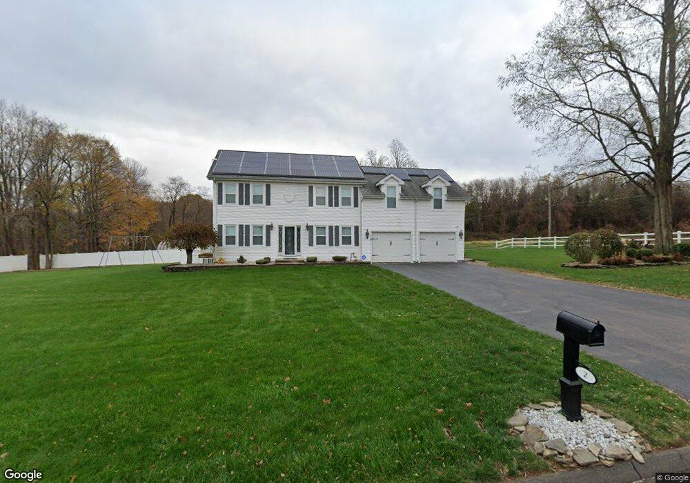 2 Sunview Dr, Broad Brook, CT 06016 - photo 1