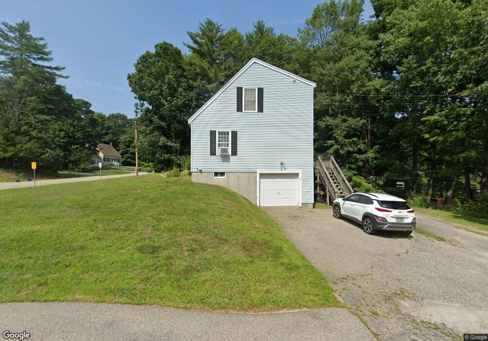 1 Huckins Dr, Newmarket, NH 03857 - photo 1