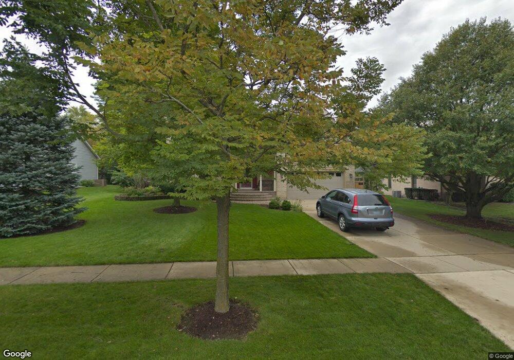 584 Violet Ln unit 6, Batavia, IL 60510 - photo 1