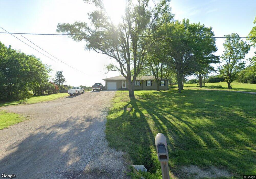 3828 SW Auburn Rd, Topeka, KS 66610 - photo 1