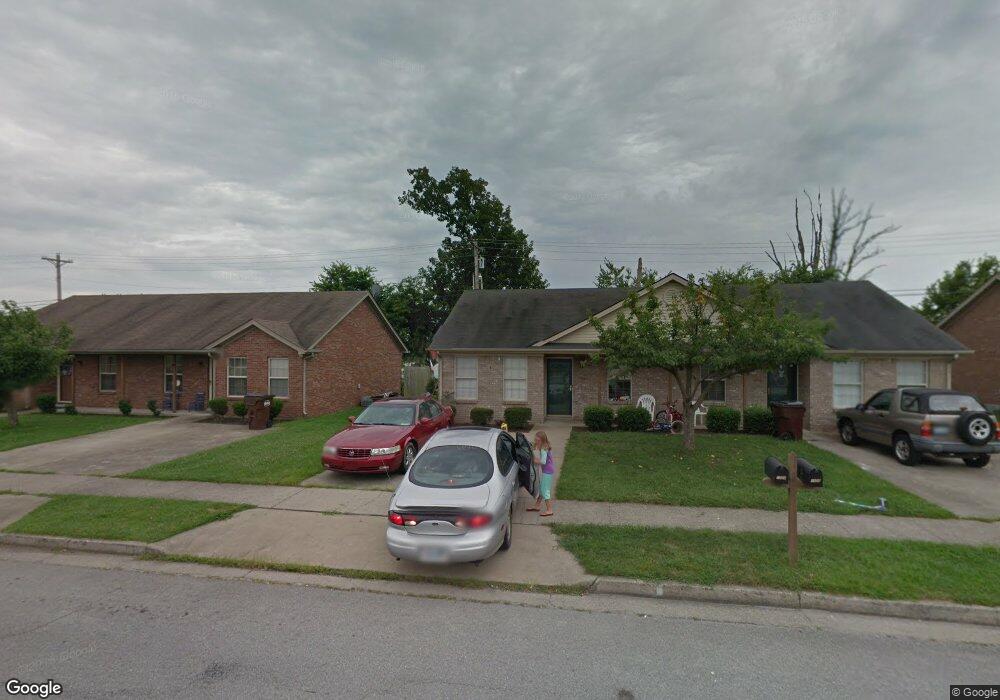 1004 Pinoak Dr unit 1006, Nicholasville, KY 40356 - photo 1