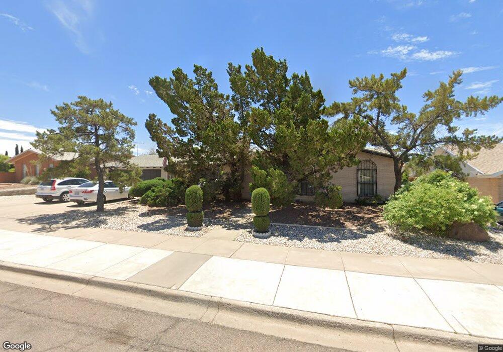 10128 Woodway Dr, El Paso, TX 79925 - photo 1