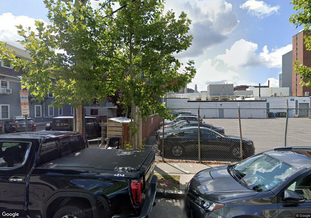 126 Charles St unit 5, Cambridge, MA 02141 - photo 1