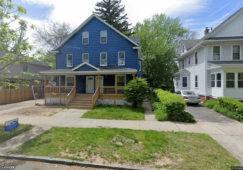 130 Oak Grove Ave, Springfield, MA 01109 - photo 1