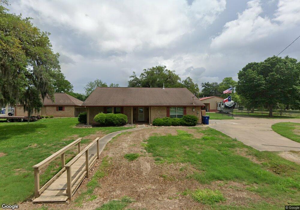 200 W Velasco St, Brazoria, TX 77422 - photo 1