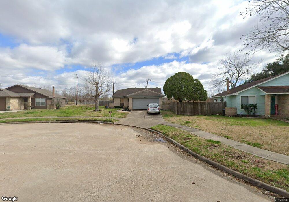 5022 Riverwood Dr, Richmond, TX 77469 - photo 1