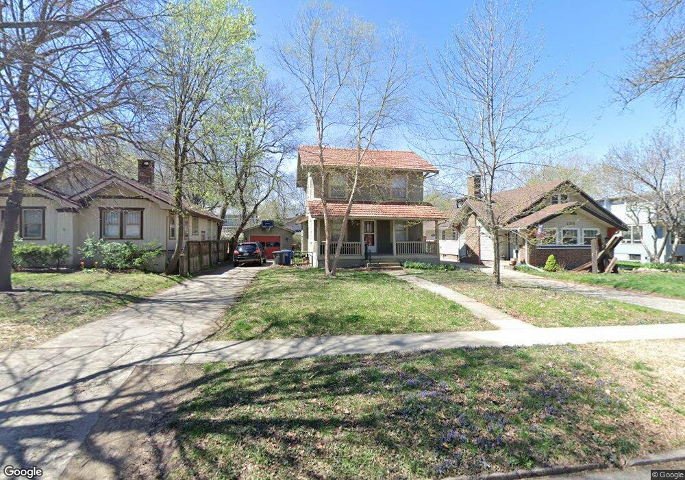1310 44th St, Des Moines, IA 50311 - photo 1