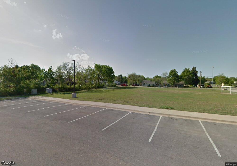 122 W Olrich St, Rogers, AR 72756 - photo 1