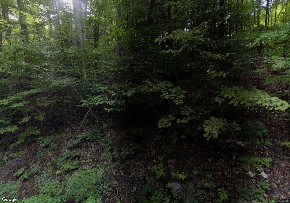 546 Old Quechee Rd, Hartford, VT 05001 - photo 1