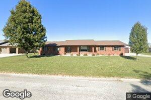 97 North St, Germantown, IL 62245