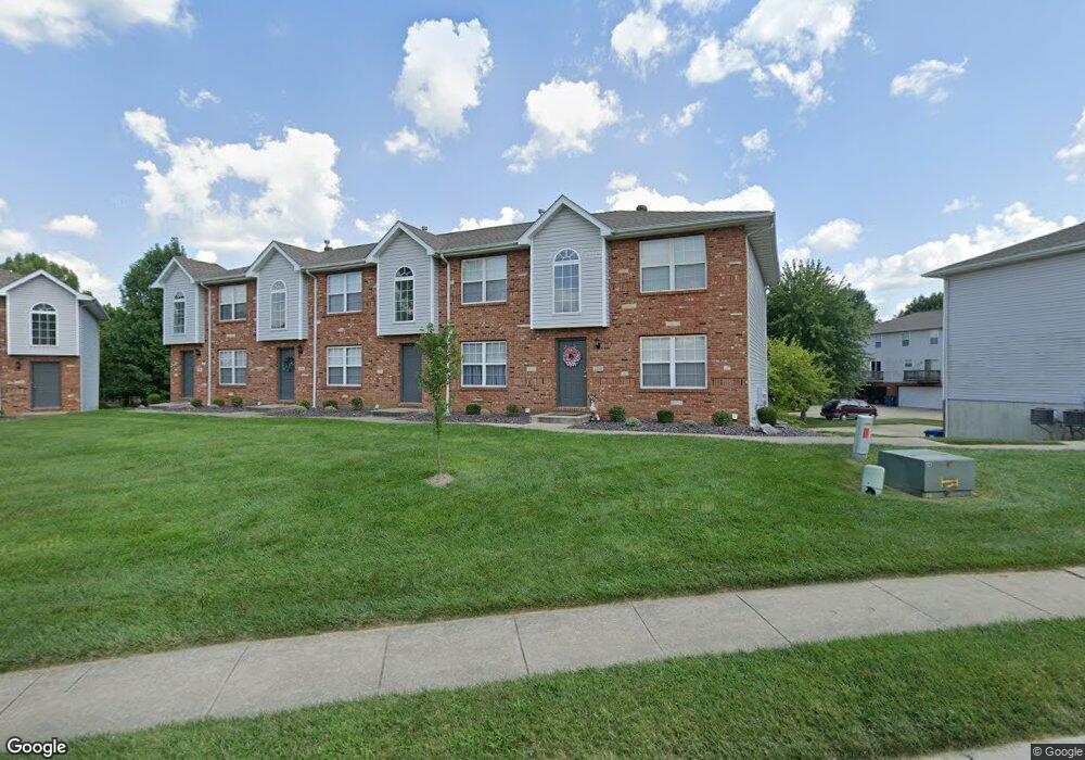 2740 Stonebridge Ct, Maryville, IL 62062 - photo 1