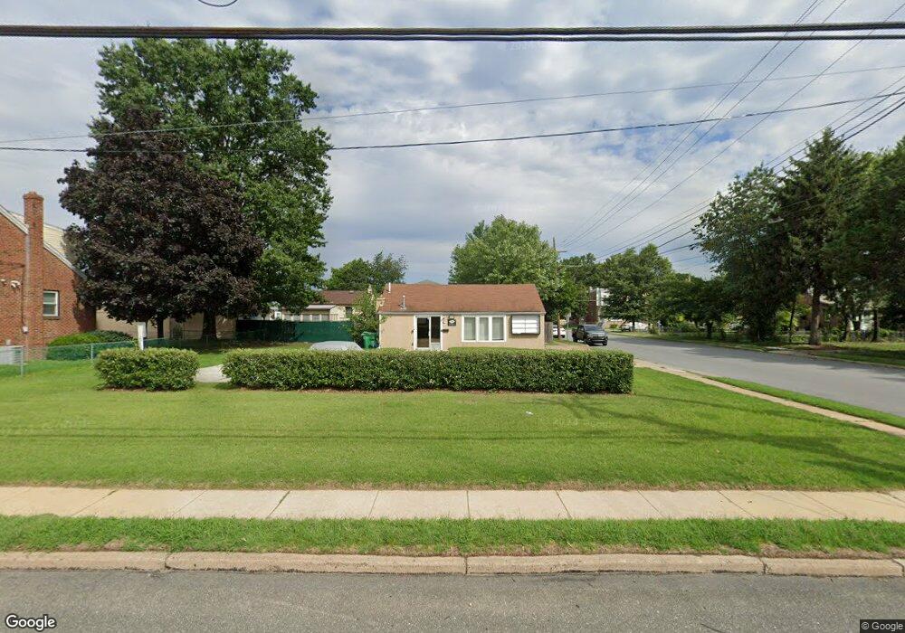 248 N Governor Printz Blvd, Essington, PA 19029 - photo 1