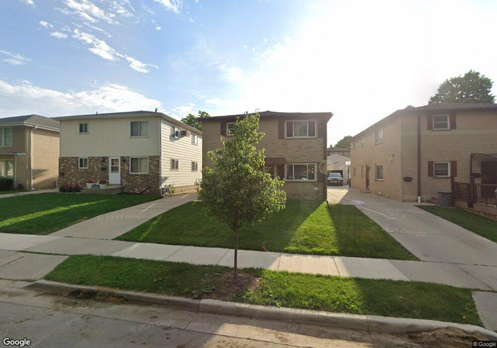 5077 N 126th St, Butler, WI 53007 - photo 1