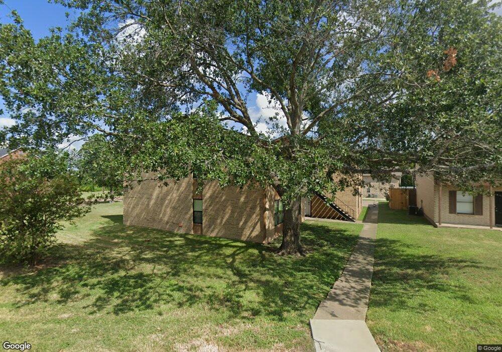 1001 Summer Court Cir unit D, College Station, TX 77840 - photo 1