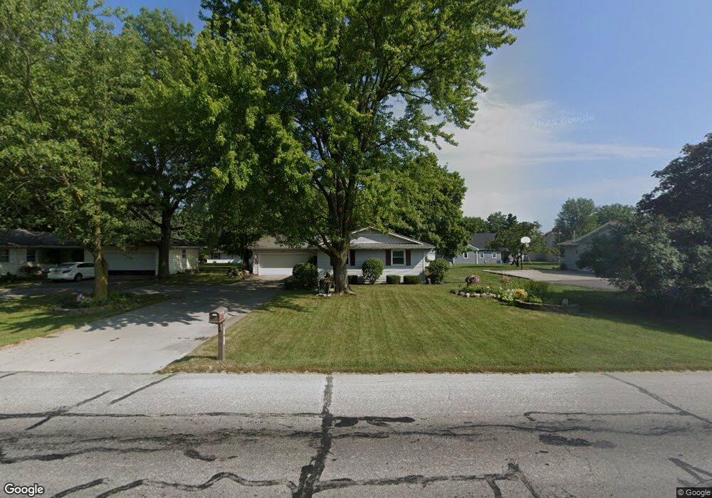 1023 W Main St, Berne, IN 46711 - photo 1
