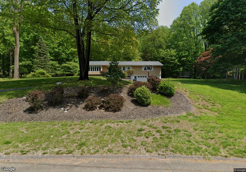 39 Deepdene Rd, Trumbull, CT 06611 - photo 1