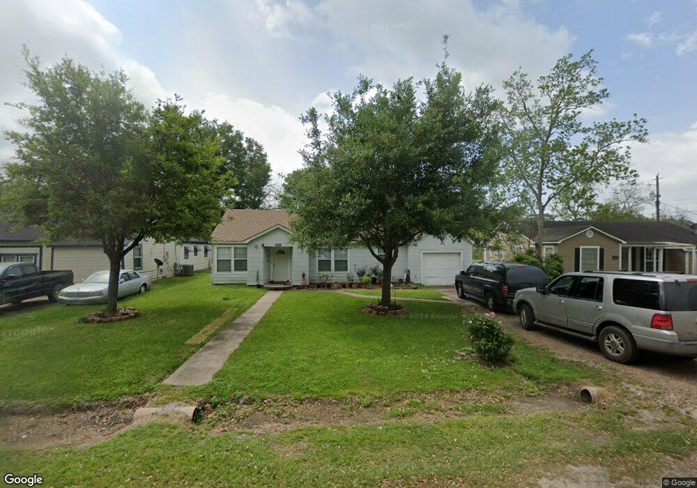 3214 Tenth St, Bay City, TX 77414 - photo 1