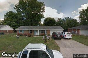 2300 N Colonial Ln, Muncie, IN 47304