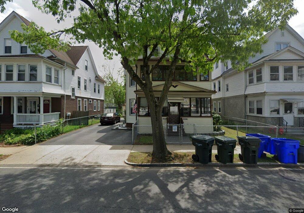 534-536 White St unit 3, Springfield, MA 01108 - photo 1