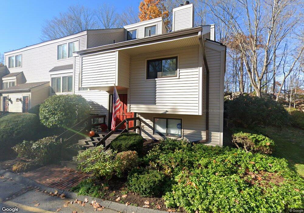 2 Comstock Trail, Brookfield, CT 06804 - photo 1