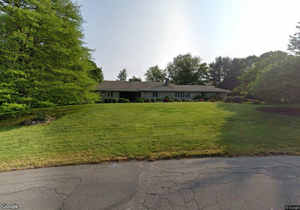 47 Oakridge Rd, Trumbull, CT 06611 - photo 1