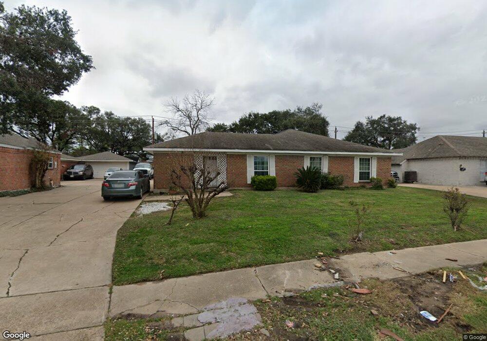 8106 Beechnut St unit B, Houston, TX 77036 - photo 1