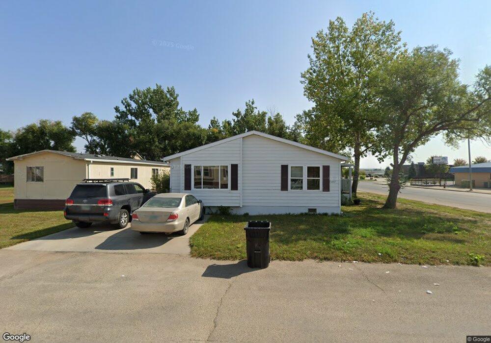 2602 7th Ave W, Williston, ND 58801 - photo 1