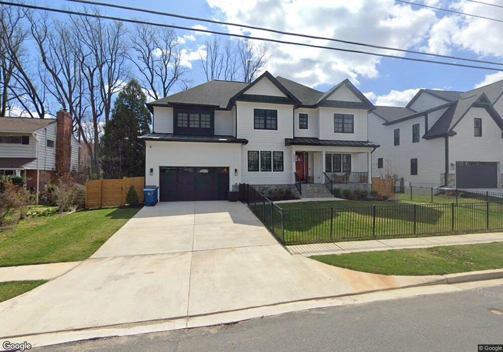 6823 Lemon Rd, McLean, VA 22101 - photo 1