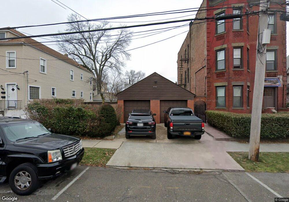 33 S Devoe Ave, Yonkers, NY 10705 - photo 1