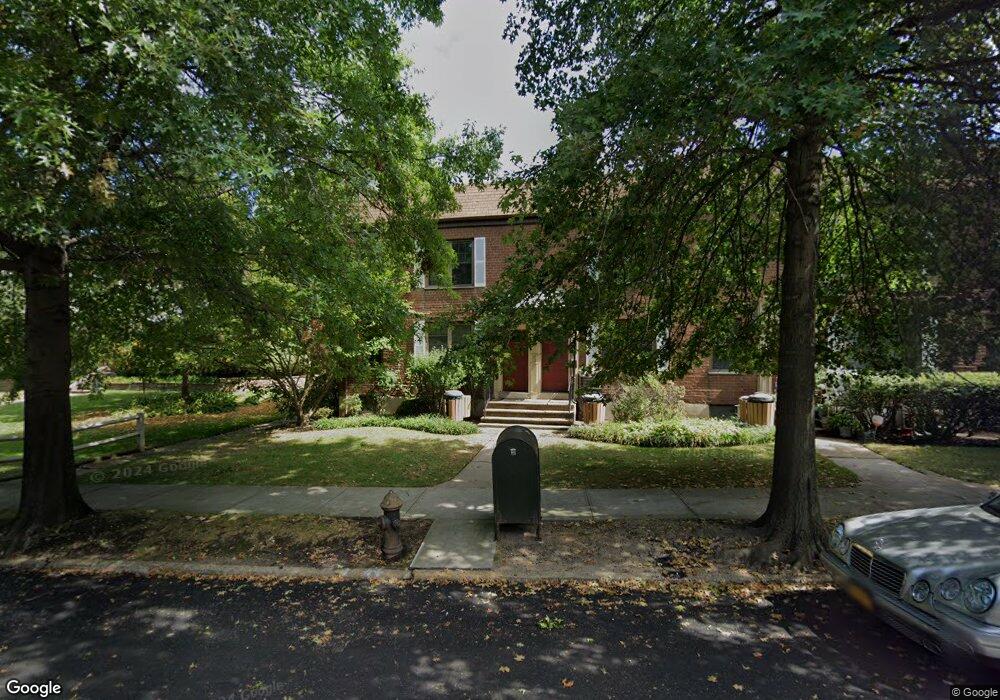 7003 Park Dr E unit A, Flushing, NY 11367 - photo 1