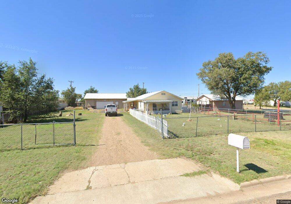 1110 Miller Ave, Dumas, TX 79029 - photo 1